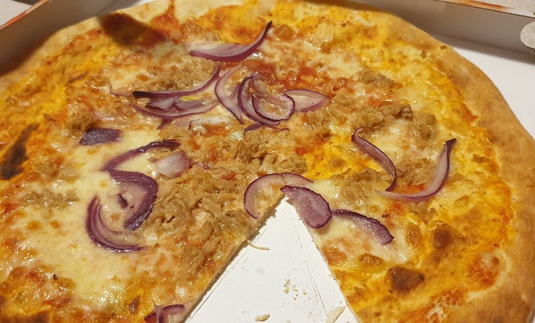 Brenna餐馆和美食-Pizza Regina 3