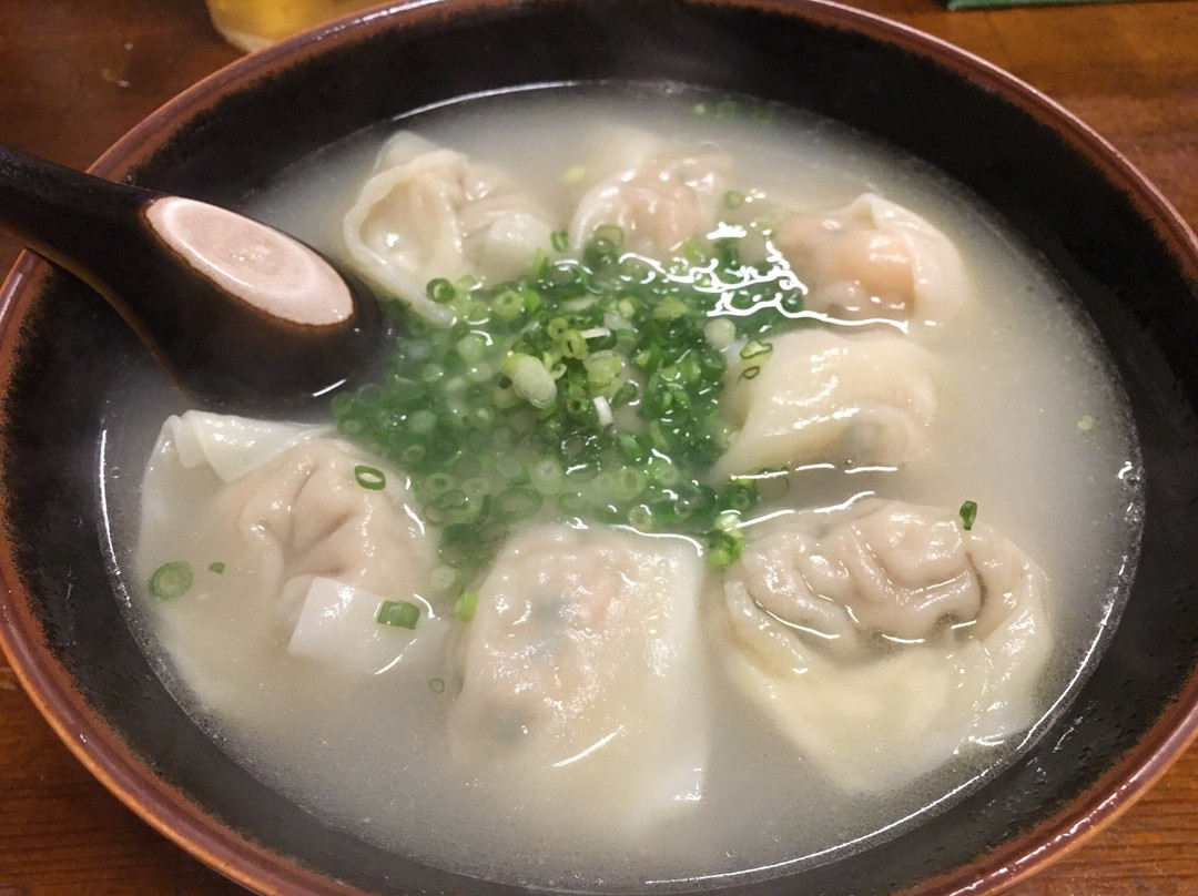 上海わんたん 食彩厨房