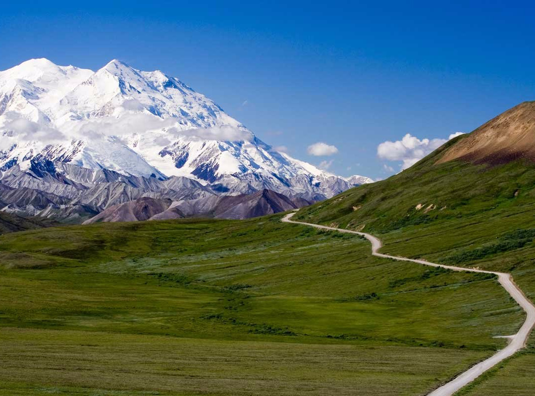 Adventure Alaska Tours景点图片
