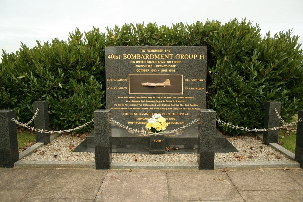 RAF Deenethorpe War Memorial景点图片