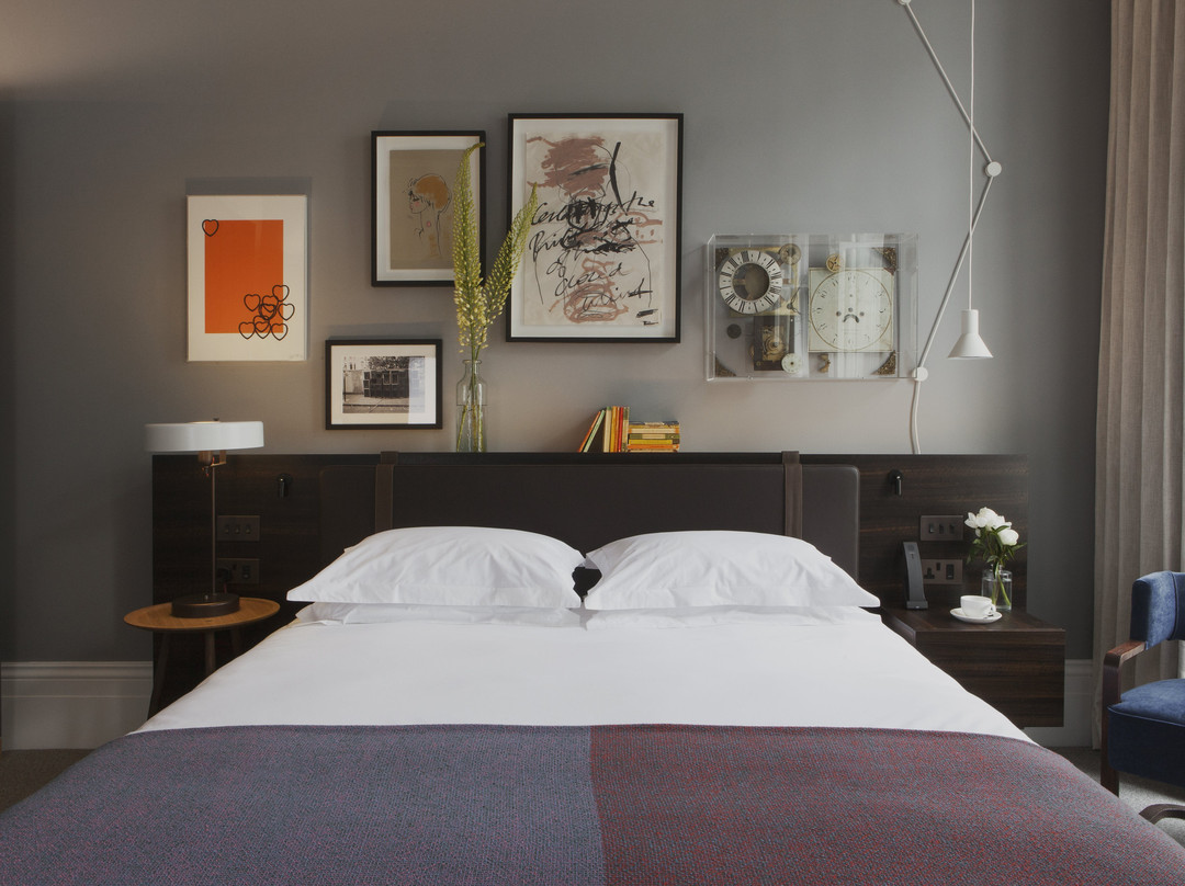 拉斯雷特旅馆主图