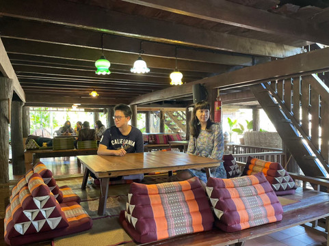 เฮือนปู่เข็งฮักนางปทุมมา