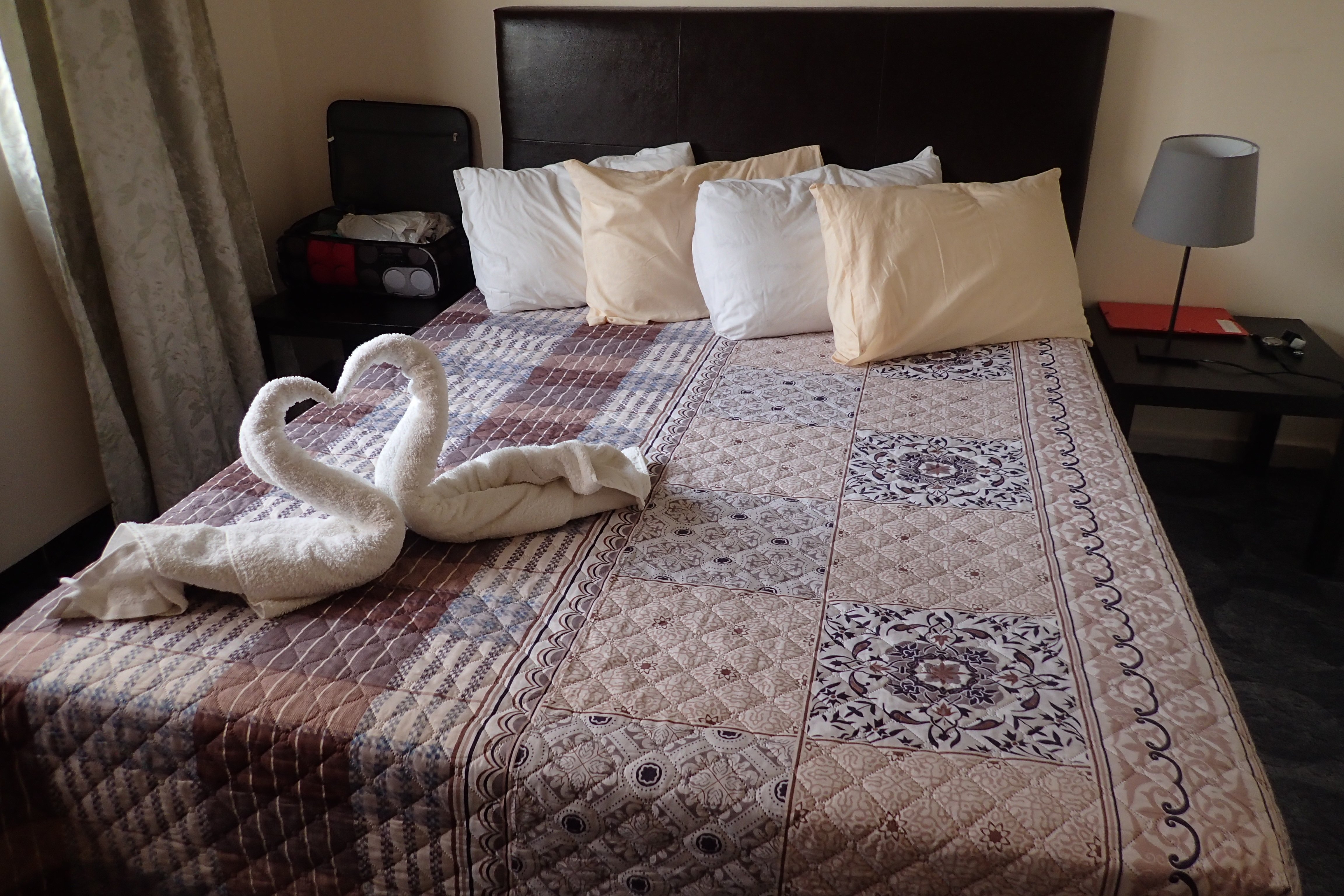 Black Iris Hotel-官方