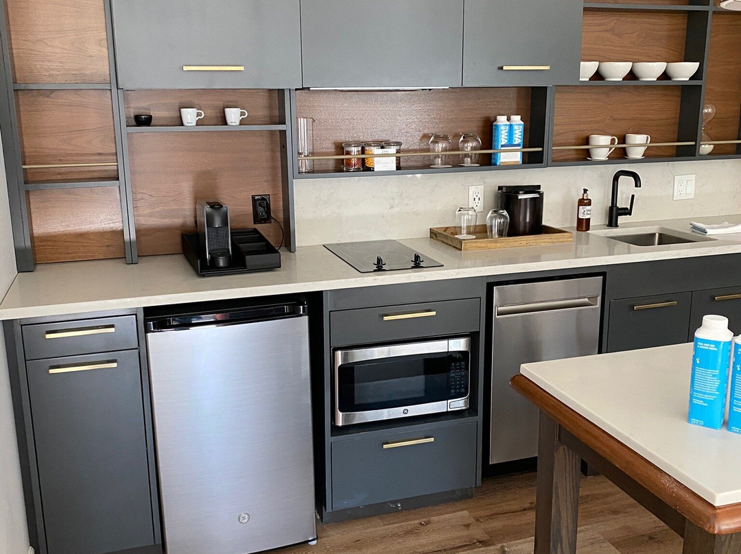 The Blake Hotel主图