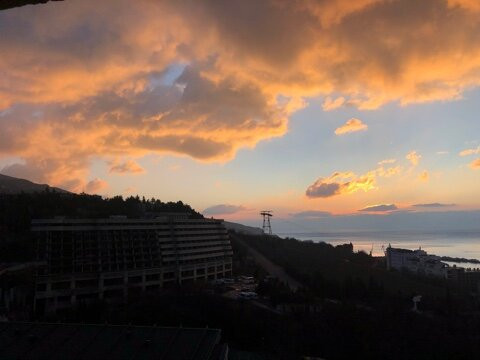 Yalta Intourist主图