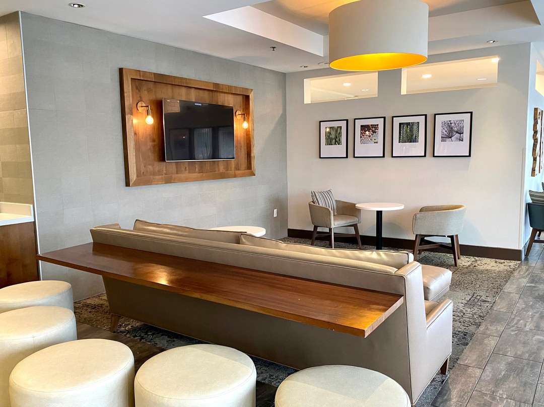 木棉树贝斯特韦斯特酒店主图