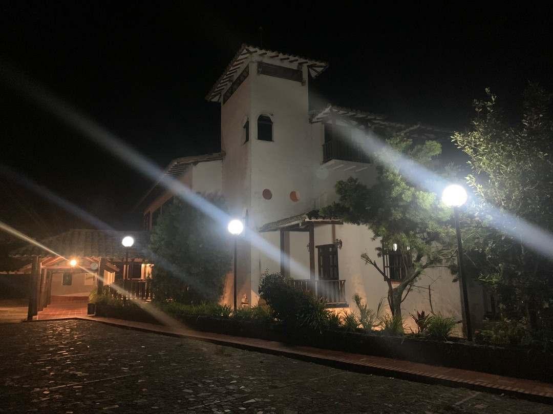 La Trucha Azul International Hotel主图