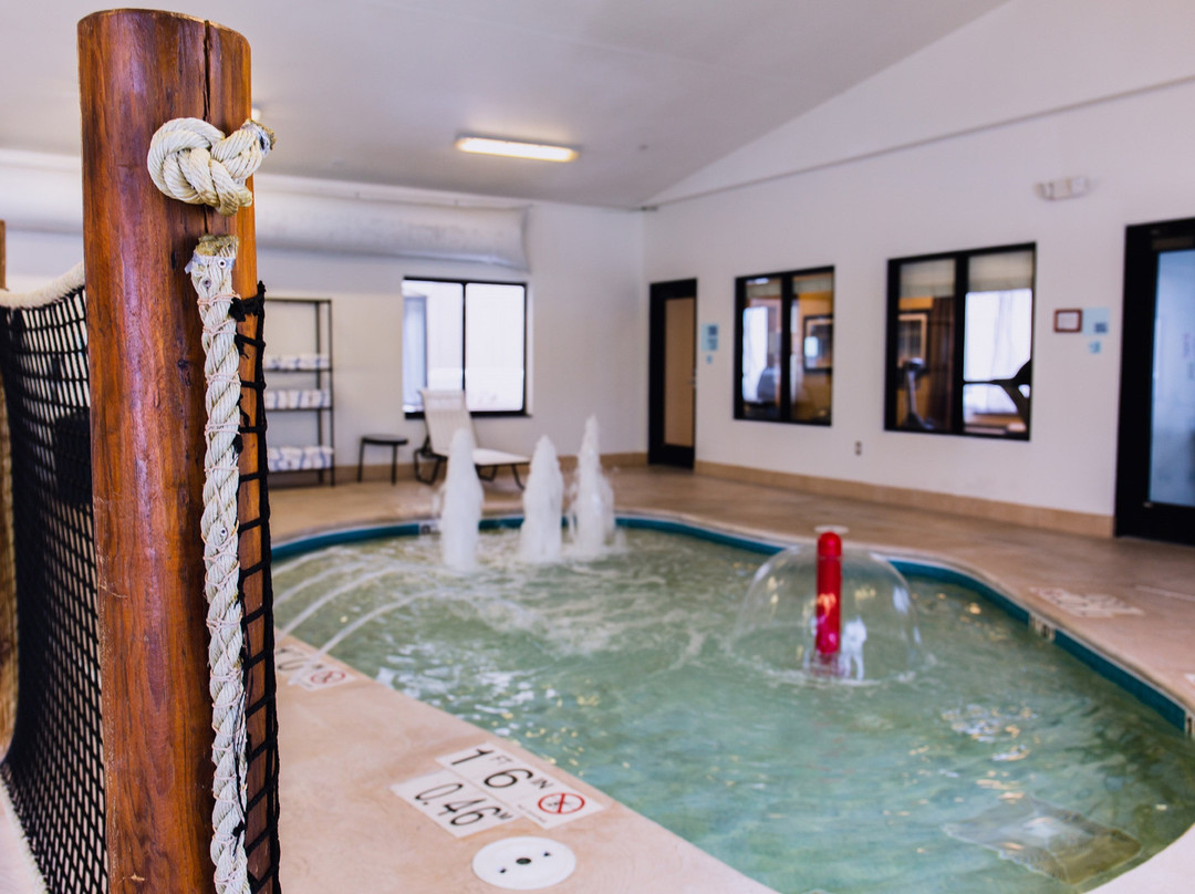 Holiday Inn Express & Suites Sidney By IHG主图