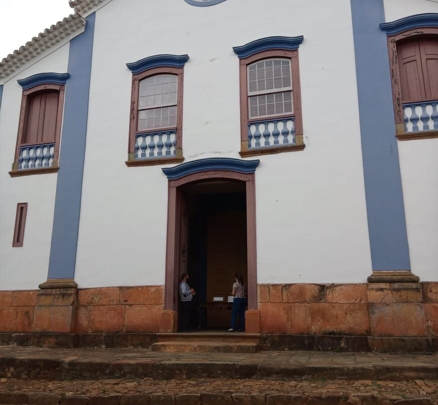 Capela de São João Evangelista-蒂拉登特斯必去景点