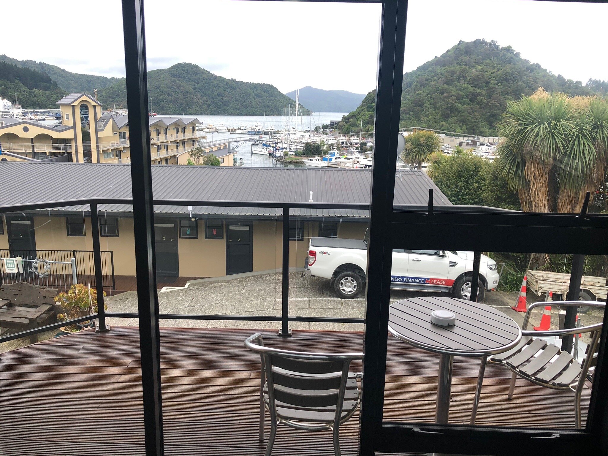 港景汽车旅馆-官方