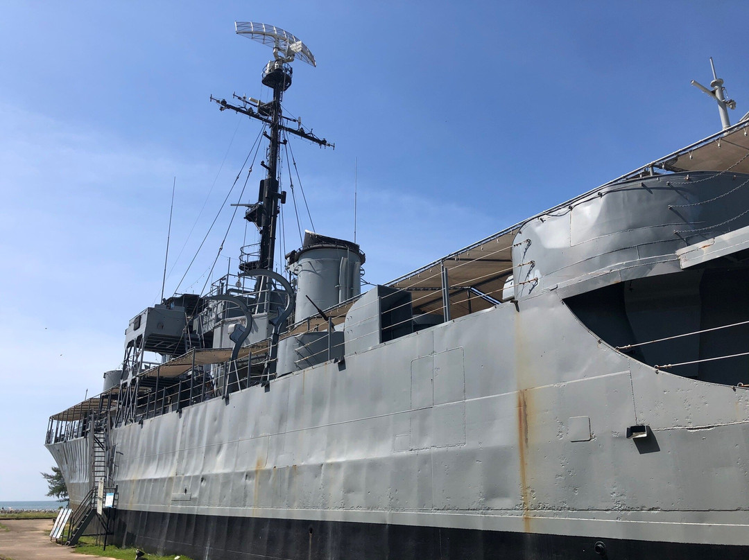 HTMS Prasae Memorial-Ban Pak Nam Krasae必去景点