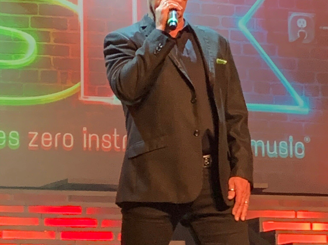 SIX-布兰森必去景点