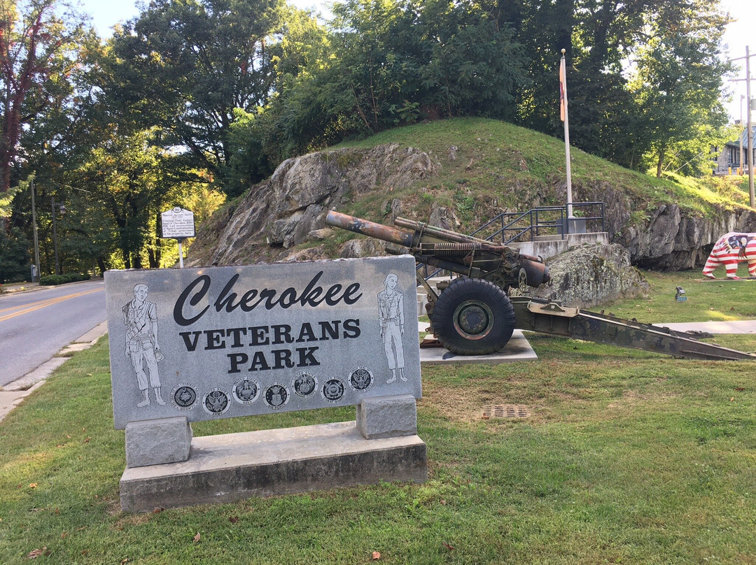 Cherokee Veterans Park景点图片