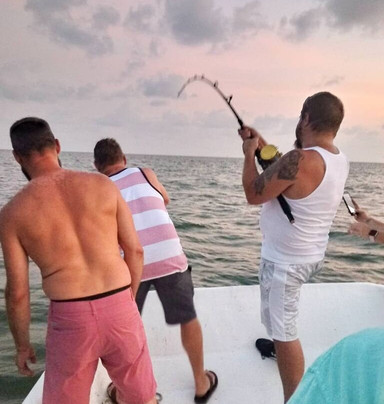 Luck o' The Irish Fishing Charters-迈尔斯堡海滩必去景点