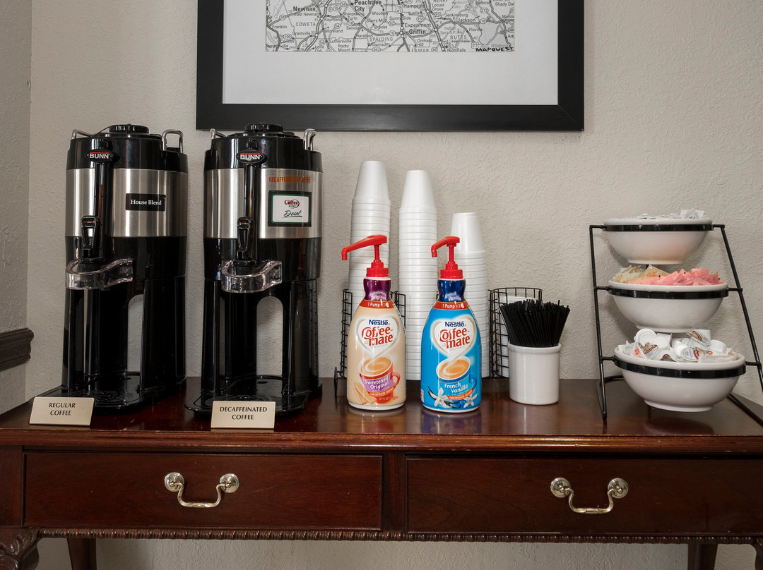 Red Roof Inn & Suites Newnan主图