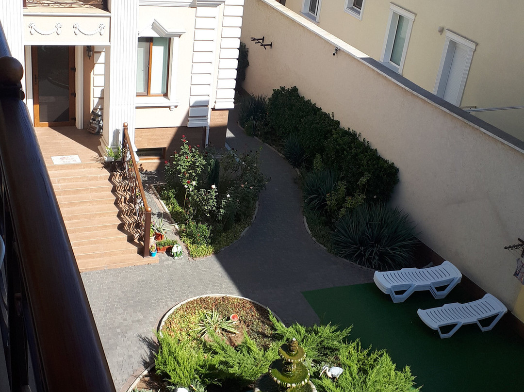 Zlata Guest House