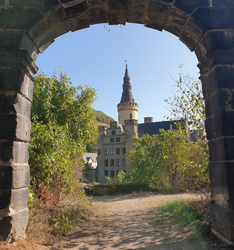 Schloss Arenfels景点图片