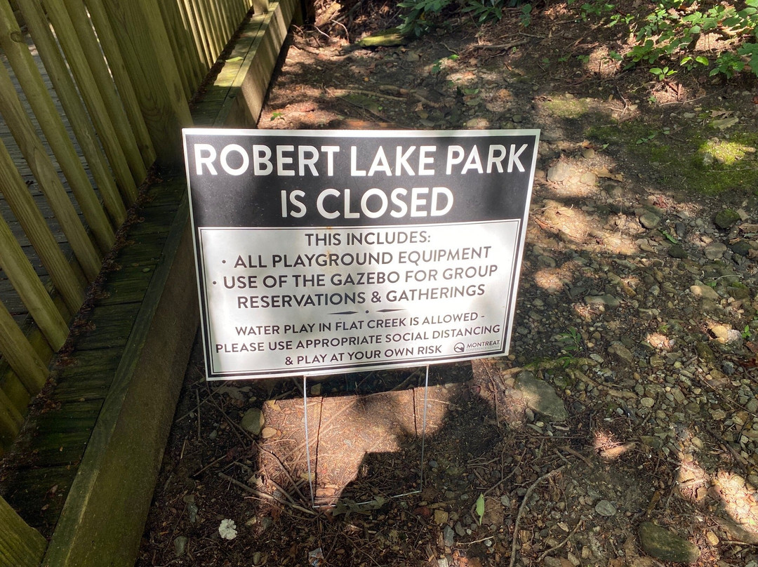 Robert Lake Park景点图片