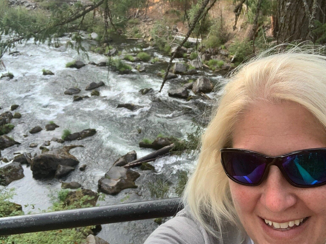 Rogue River Gorge Viewpoint-Prospect必去景点