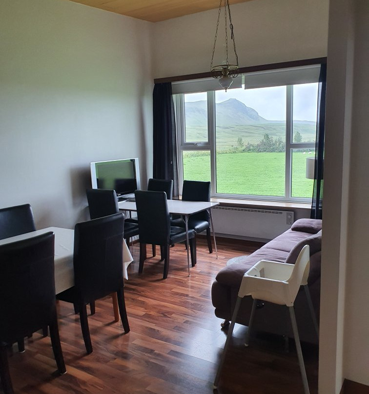 Grafarkirkja酒店住宿-Giljur Guesthouse