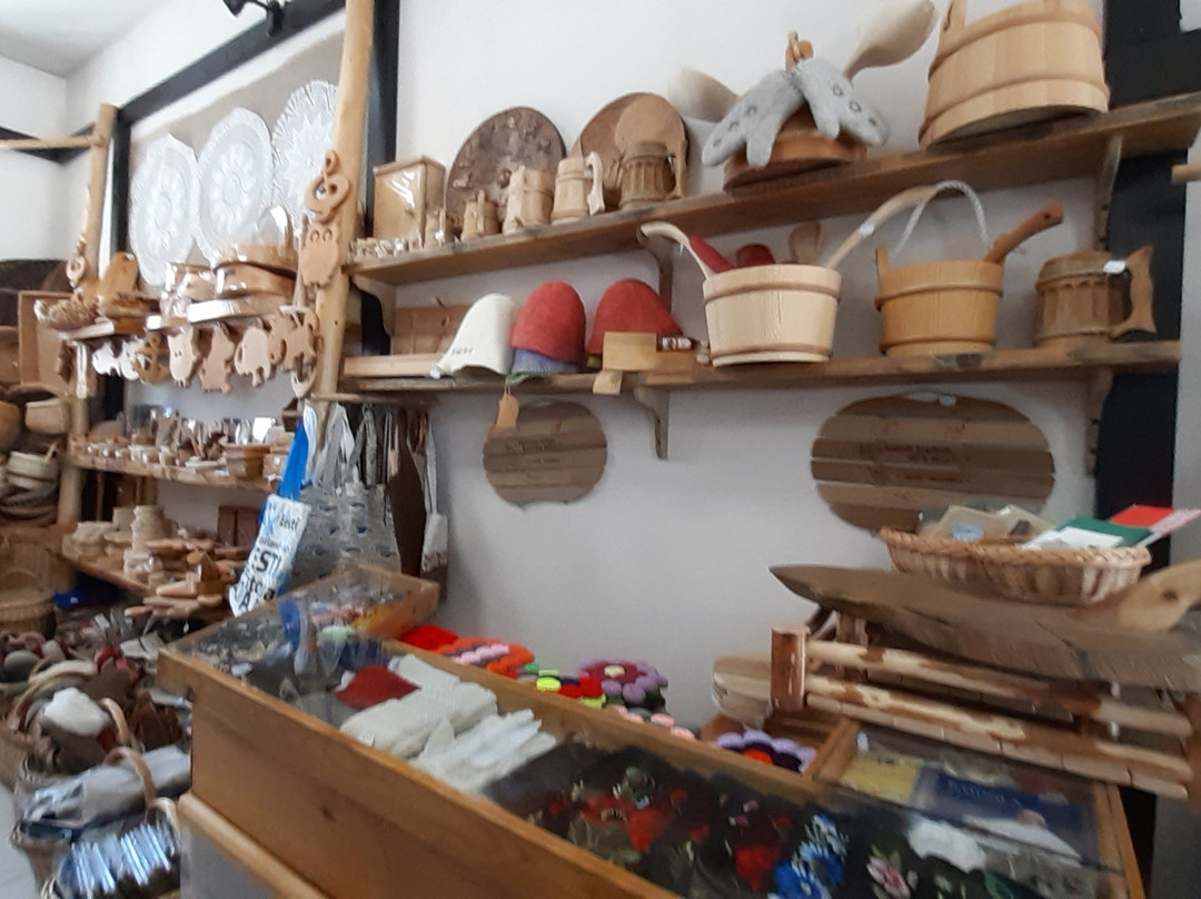 Viru Handicraft Showroom-拉克韦雷必去景点