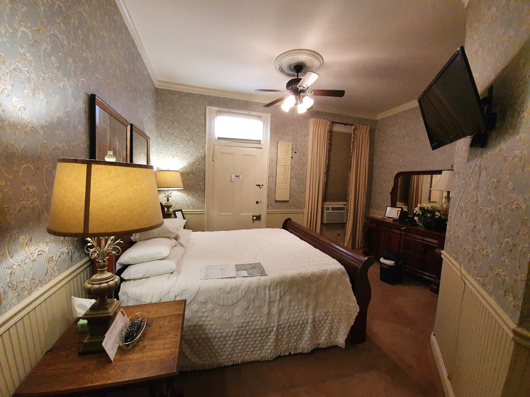 The Excelsior House主图