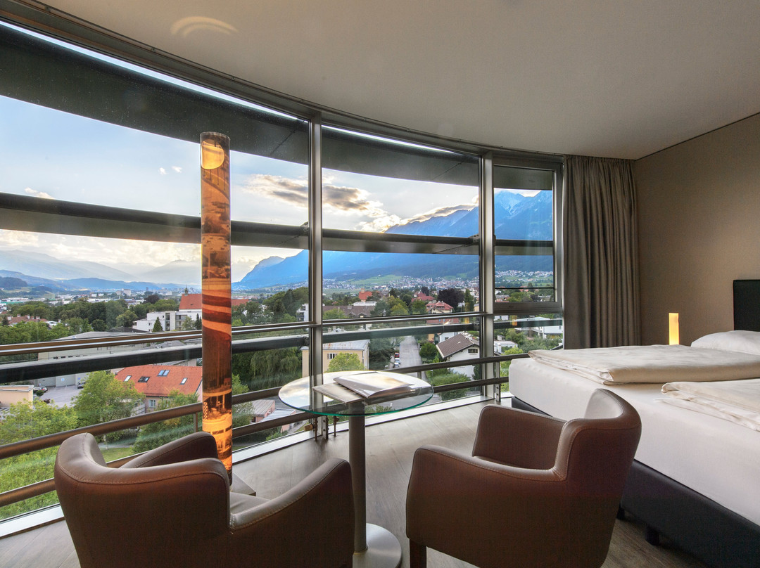 Parkhotel Hall主图