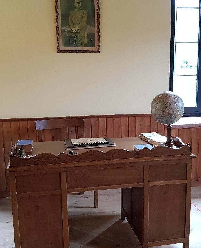 Museo de la Escuela Rural-Vinon必去景点