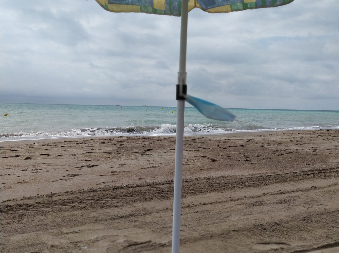 Platja d'Heliòpolis景点图片
