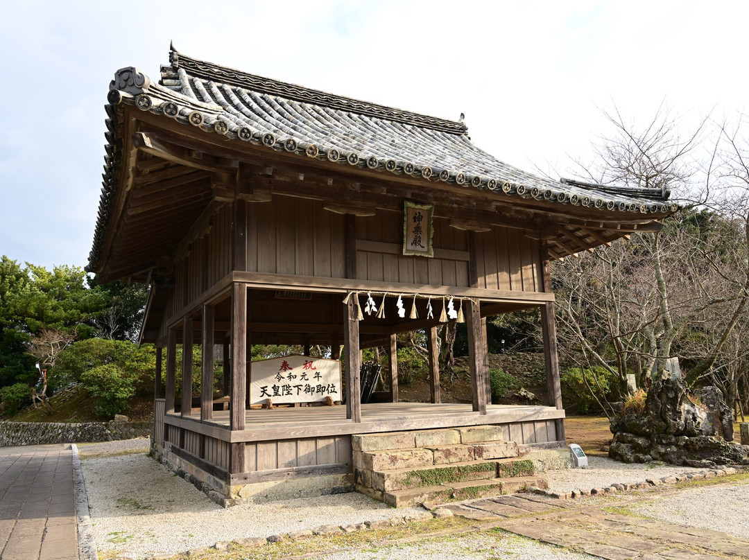 Kameoka Shrine景点图片