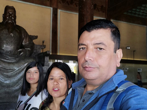 Nini Shanghai Tours-上海市必去景点