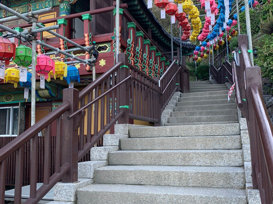 Uisangdae Pavilion景点图片