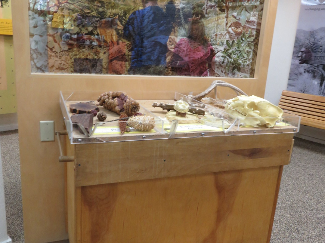 Foothills Visitor Center-Three Rivers必去景点