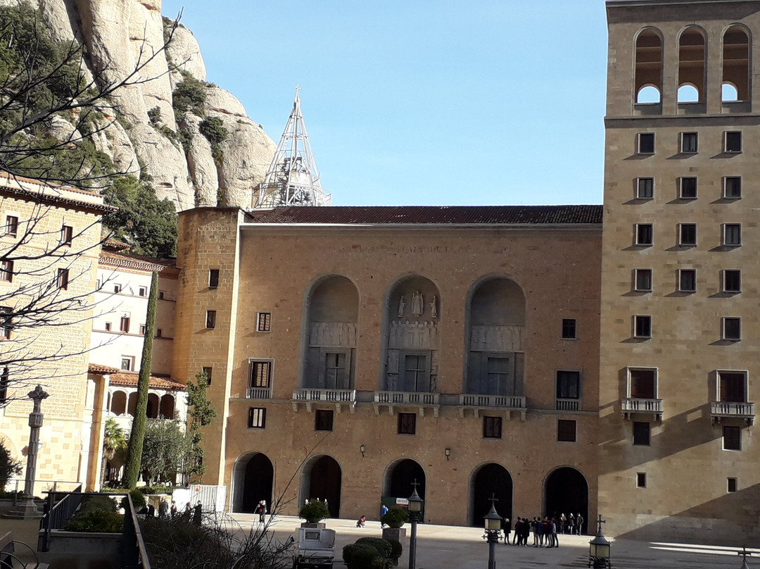 Rabbies to Montserrat-蒙特塞拉特必去景点