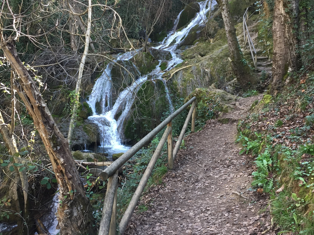 Sendero Rio Cerezuelo-卡索拉必去景点