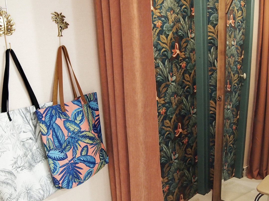 Les Explorateurs Modernes-Bayonne必去景点