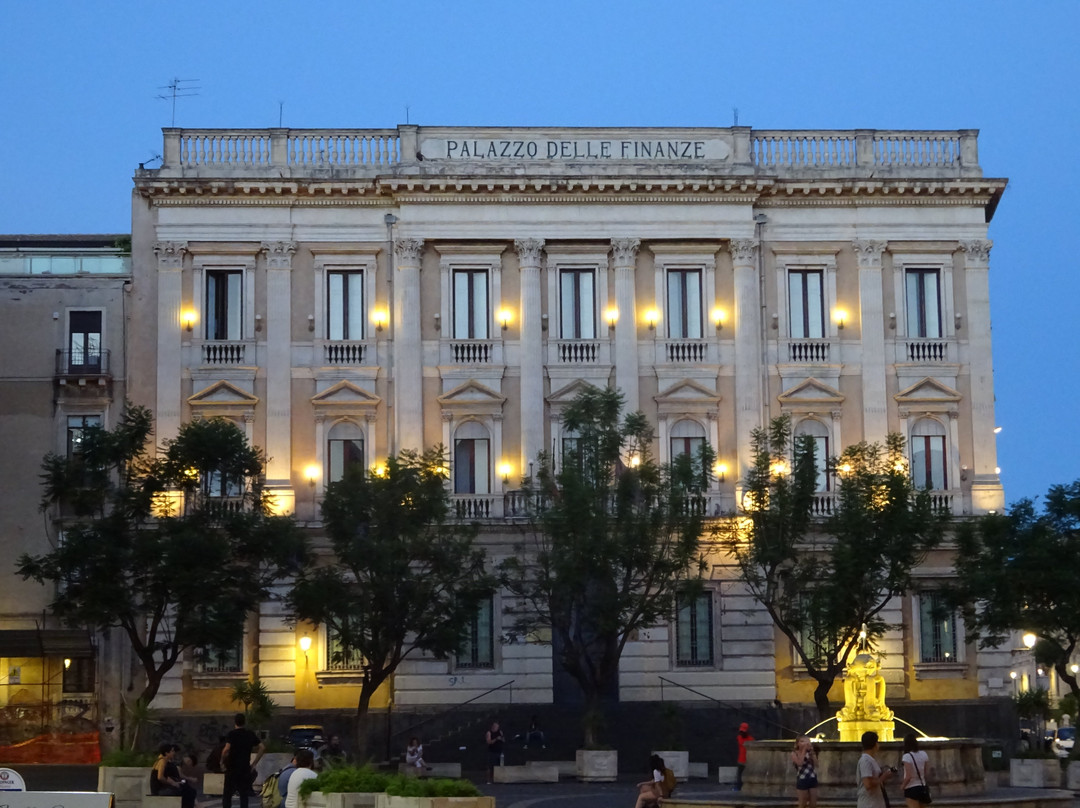 Palazzo delle finanze-卡塔尼亚必去景点