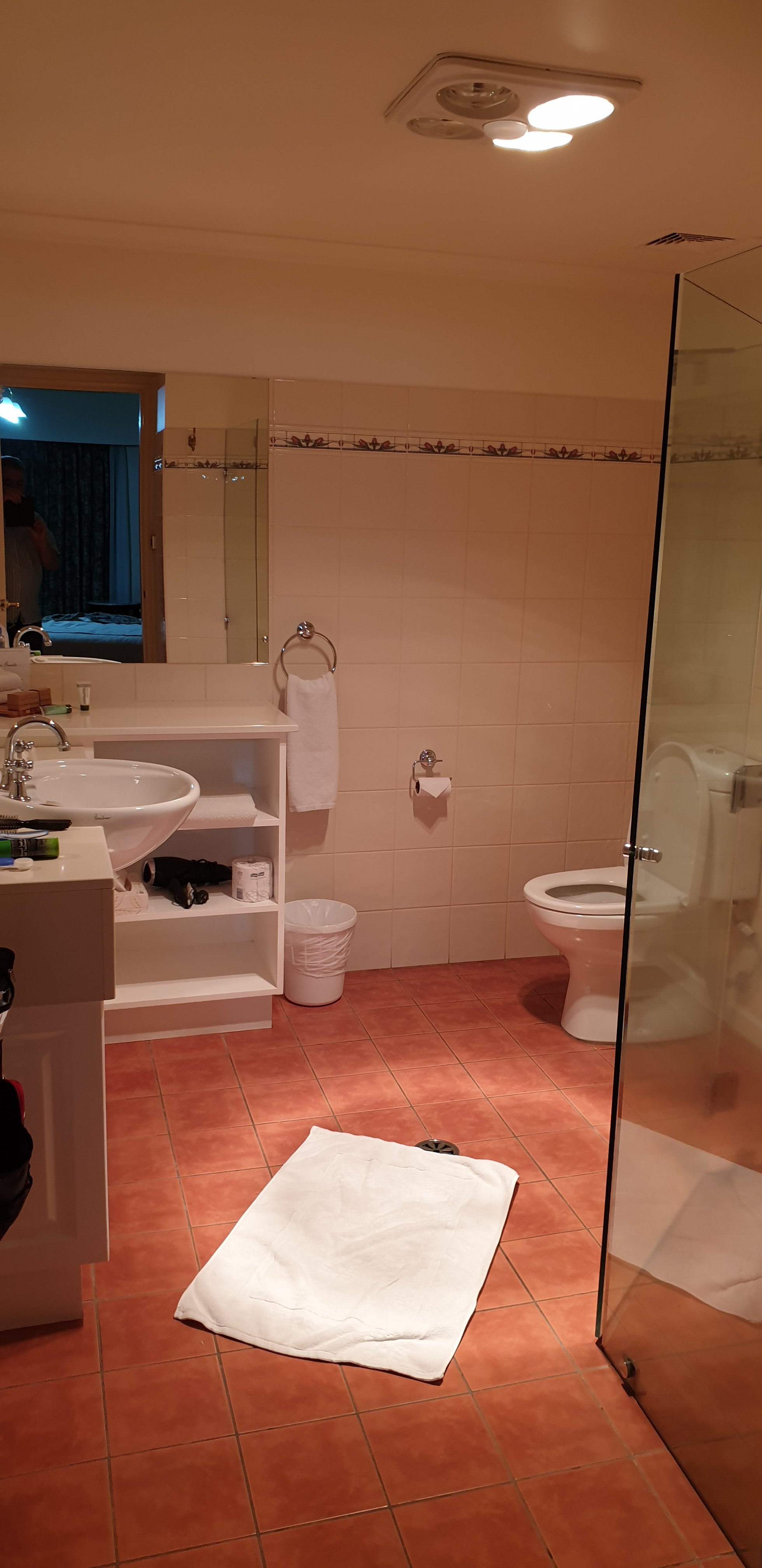 The Lawson Riverside Suites-浴室