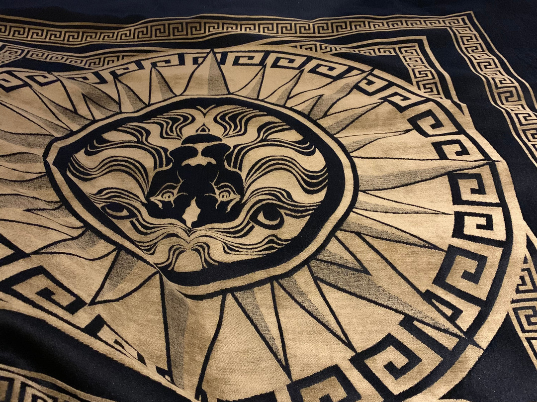 Albury Manor House主图