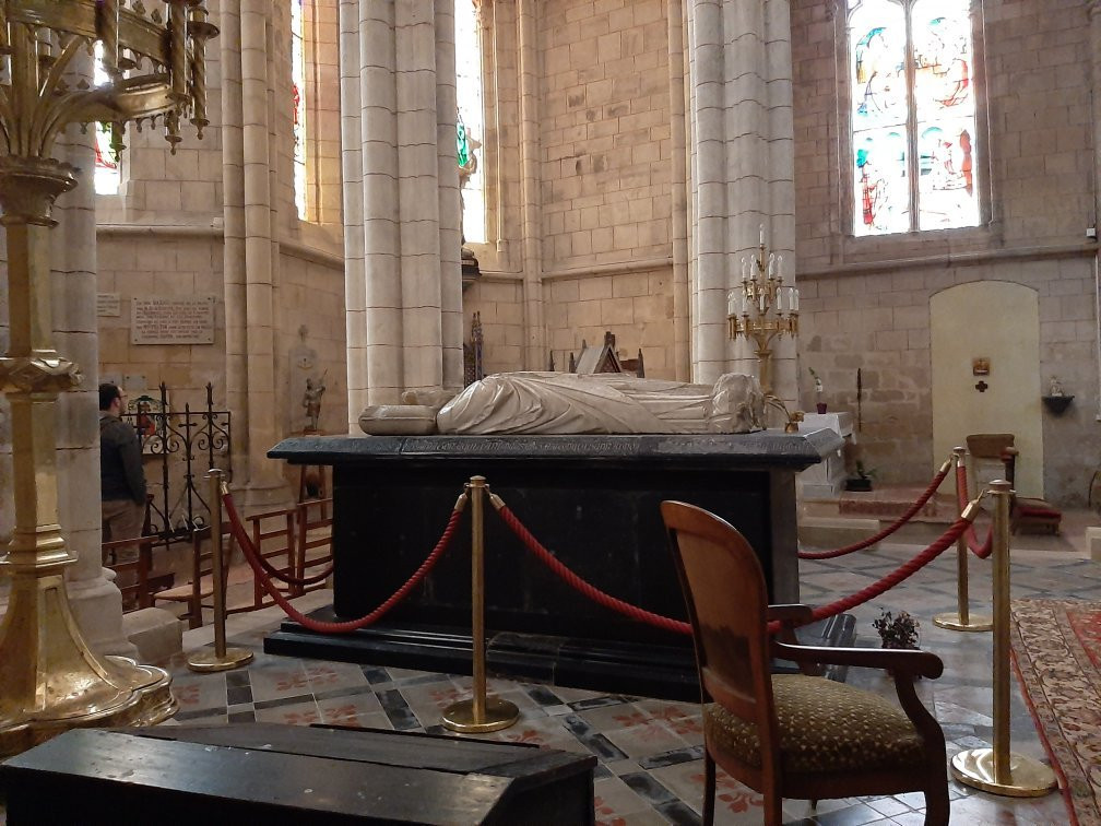 Collégiale Notre-Dame d'Uzeste景点图片
