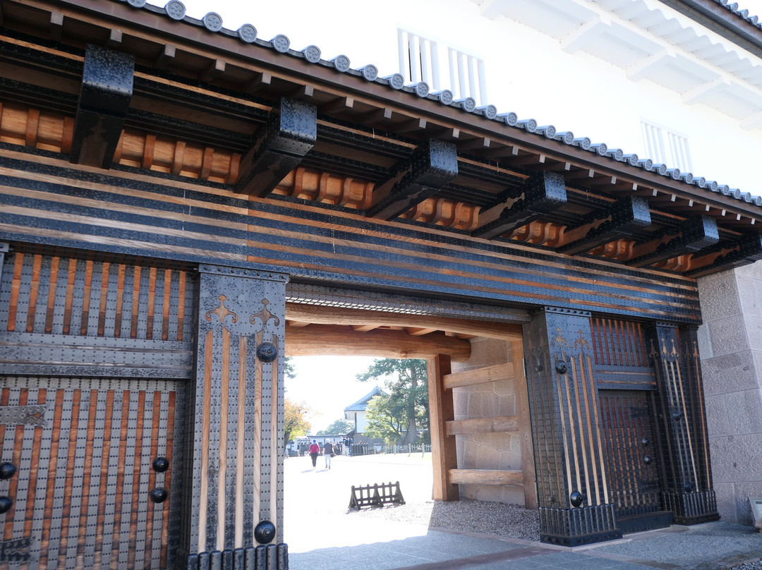 Kanazawa Castle Kahoku-mon Gate-金泽市必去景点