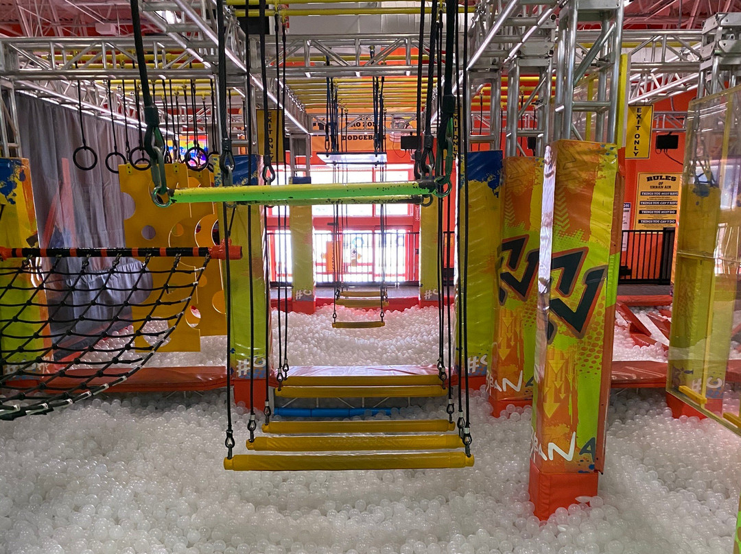 Urban Air Trampoline and Adventure Park-Milltown必去景点