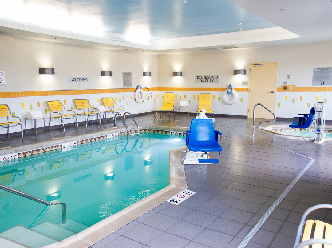 Fairfield by Marriott Inn & Suites Hutchinson主图