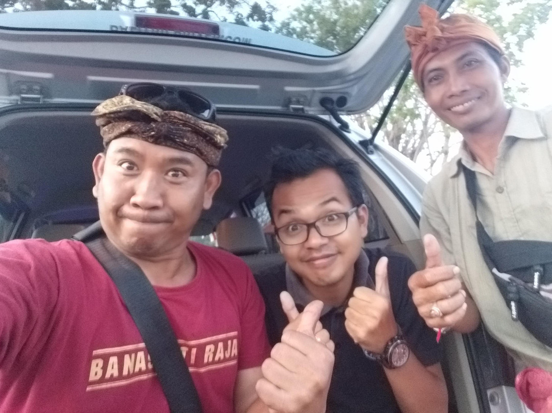 Bali Car Hire With Driver As Guide景点图片