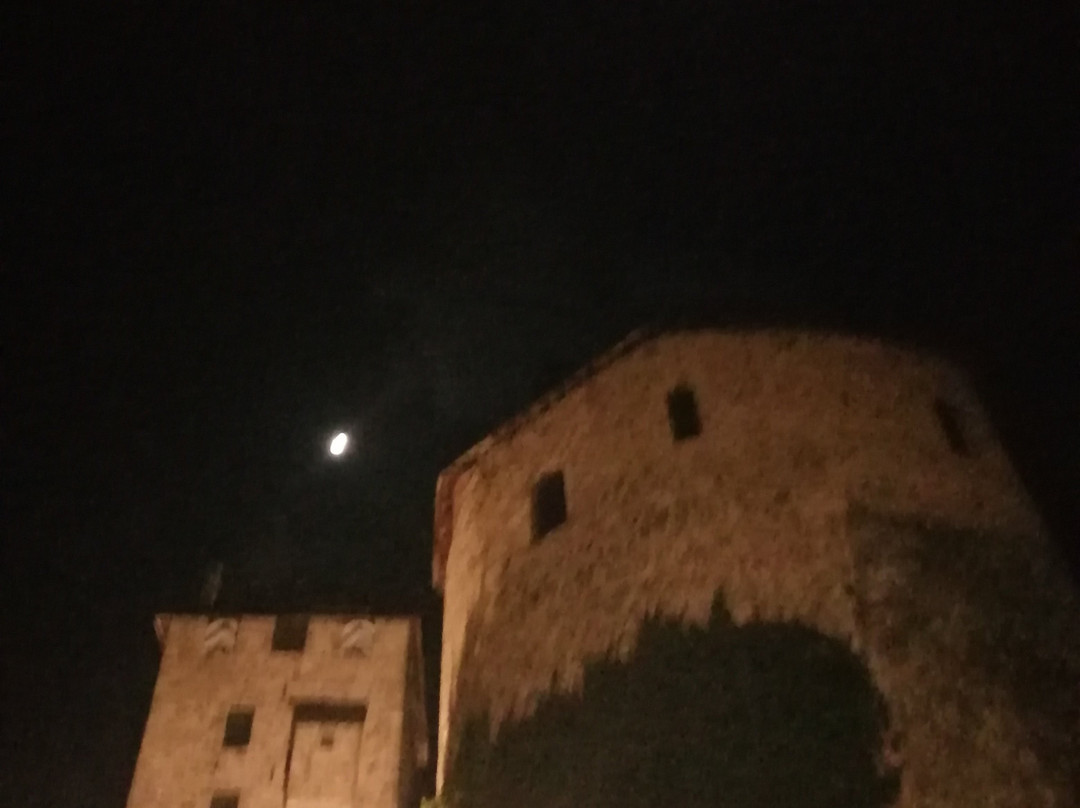 Chateau de Reinhardstein-Ovifat必去景点