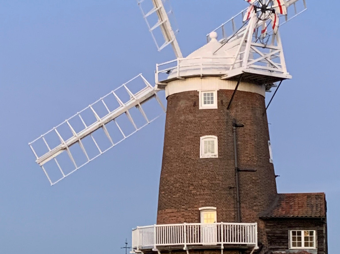 Cley Marshes Nature Reserve and Beach景点图片