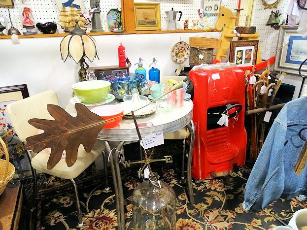 Stratford Antique Center-Stratford必去景点