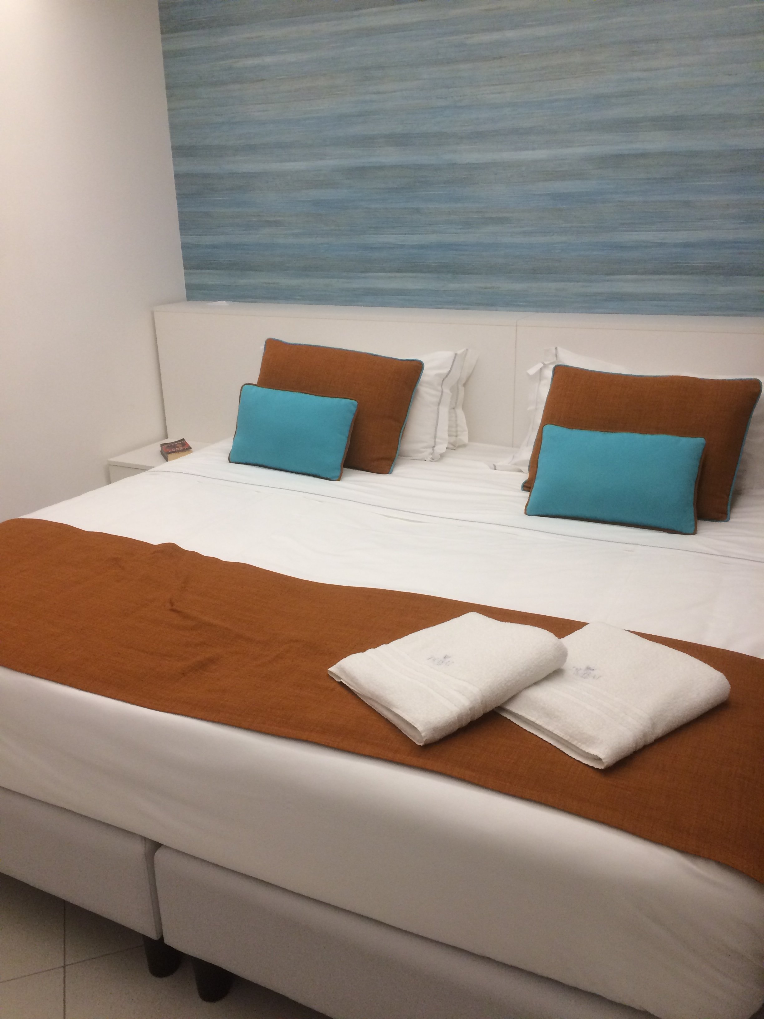 DubaiVillage-portrait