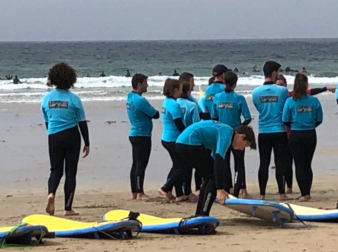 Island Surfboards & Surf School-Smiths Beach必去景点