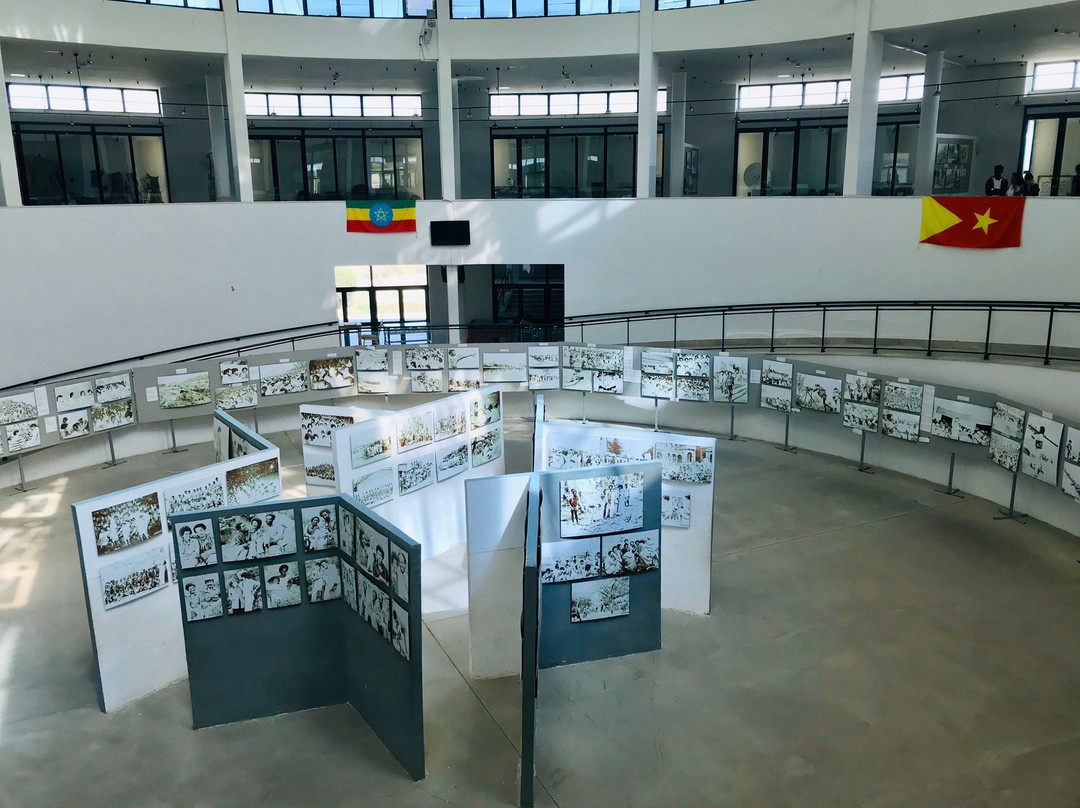 Martyr's Memorial Monument景点图片